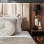 White Lotus - Loftaffair Collection Krakov