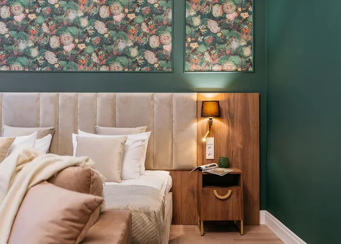 White Lotus - Loftaffair Collection Apartment