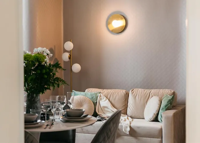 White Lotus - Loftaffair Collection