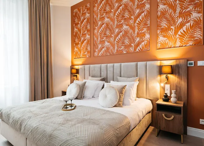 White Lotus - Loftaffair Collection Apartment