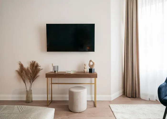 White Lotus - Loftaffair Collection