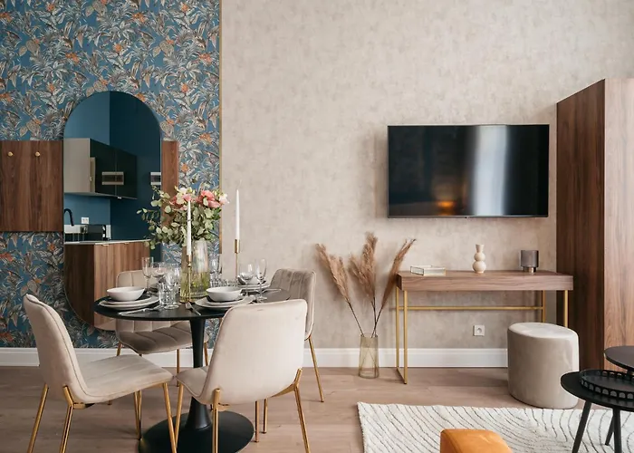 White Lotus - Loftaffair Collection Apartment *