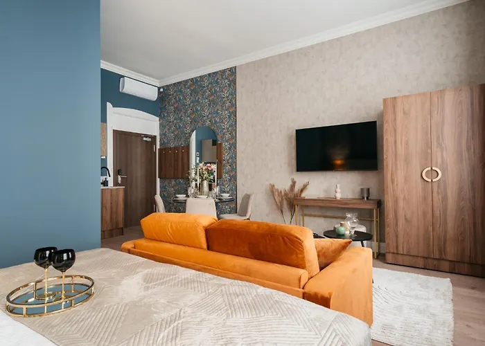 White Lotus - Loftaffair Collection