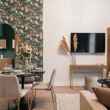 White Lotus - Loftaffair Collection Cracovia