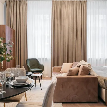 White Lotus - Loftaffair Collection *