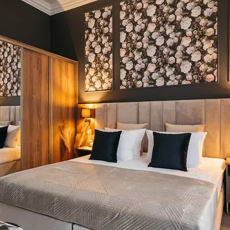 White Lotus - Loftaffair Collection *