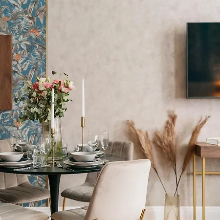 White Lotus - Loftaffair Collection