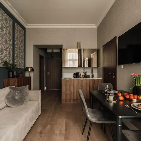 White Lotus By Fragola Collection * Krakau