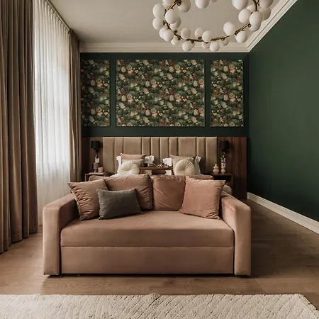 White Lotus By Fragola Collection *