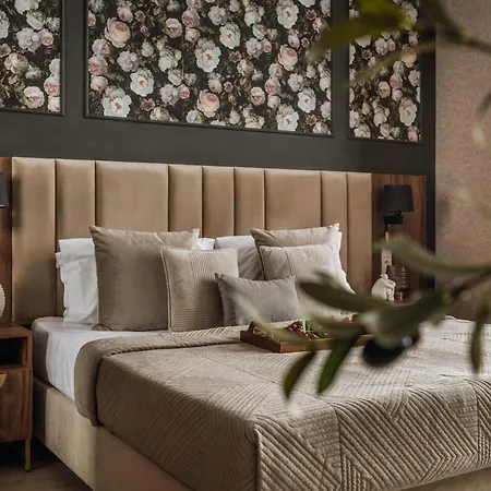 White Lotus By Fragola Collection