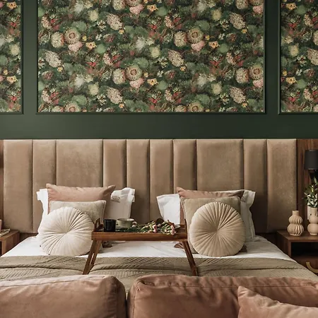White Lotus By Fragola Collection * Krakau