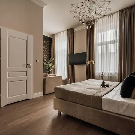 White Lotus By Fragola Collection * Krakau