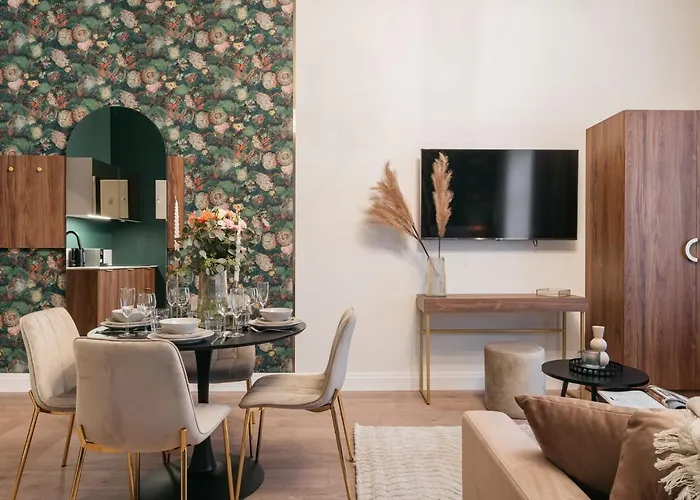 White Lotus - Loftaffair Collection Krakau