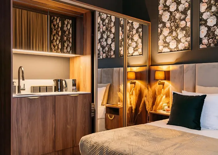 White Lotus - Loftaffair Collection Krakau