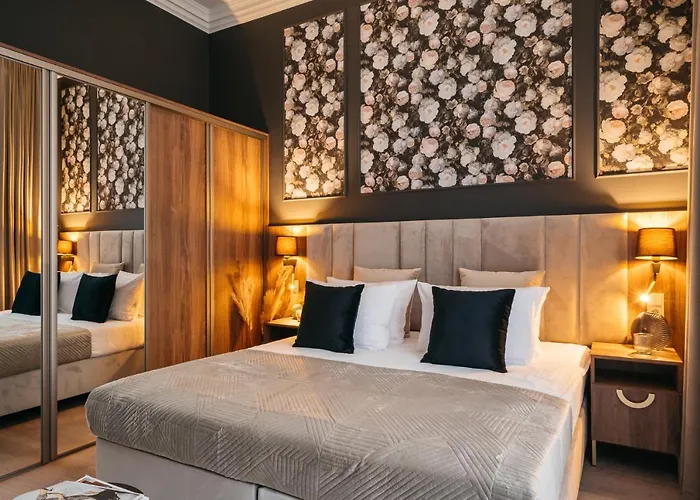 White Lotus - Loftaffair Collection *