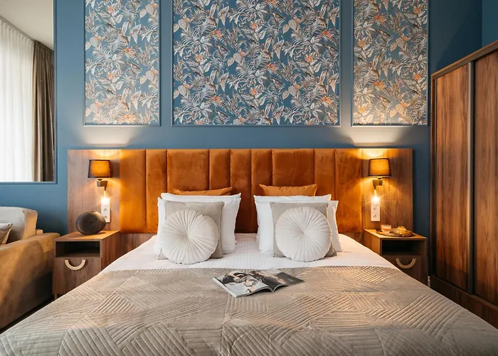 White Lotus - Loftaffair Collection Apartment