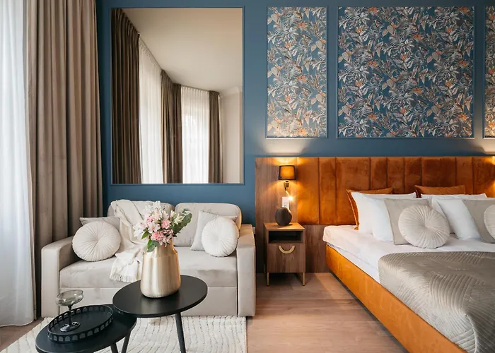 White Lotus - Loftaffair Collection