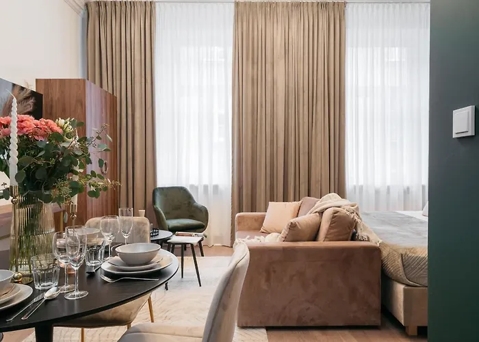 White Lotus - Loftaffair Collection *